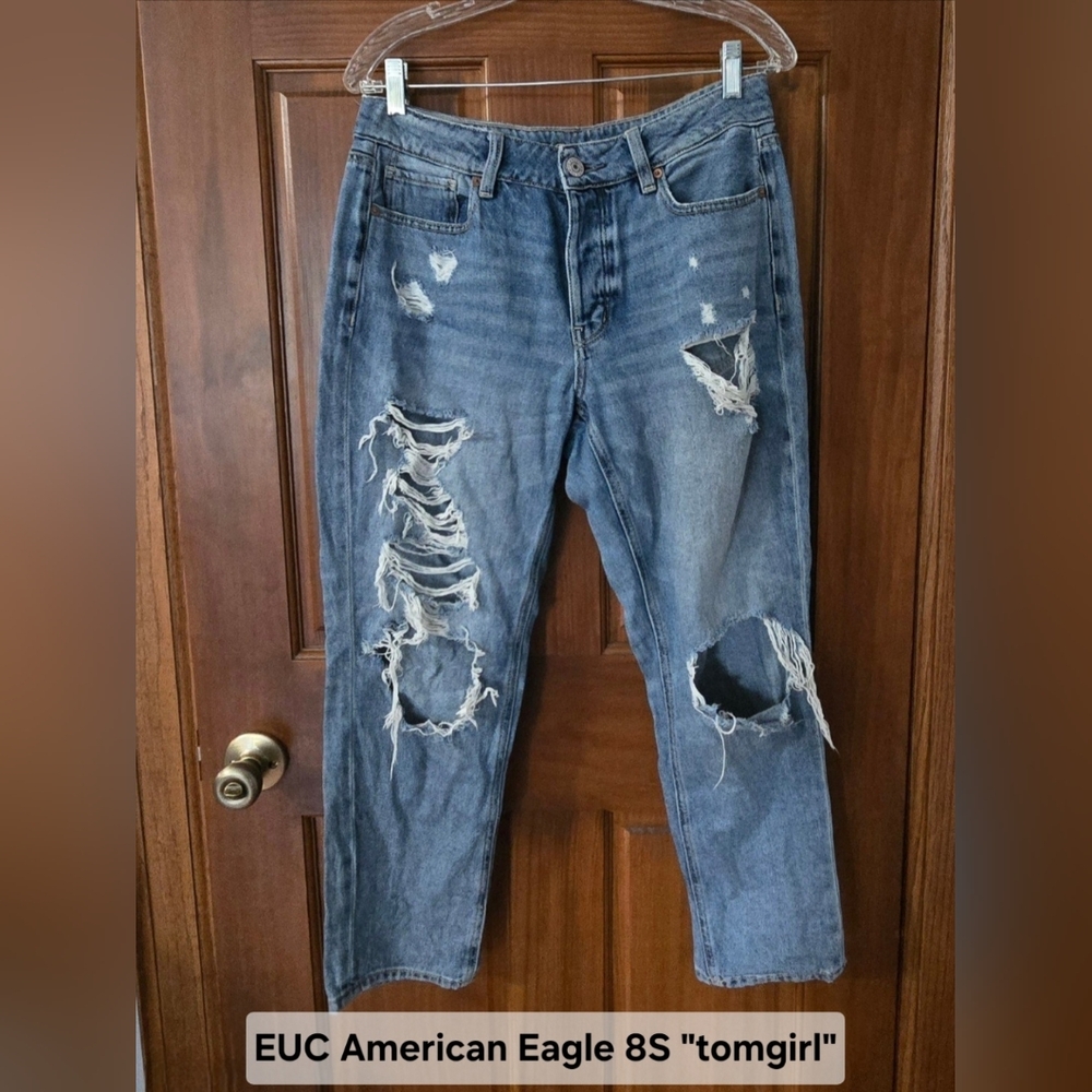 EUC American Eagle "Tomgirl" Jeans
